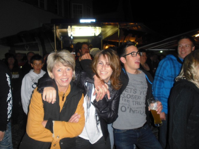 Marktplatzhockete10_151